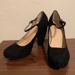 Nine West Suede Heels